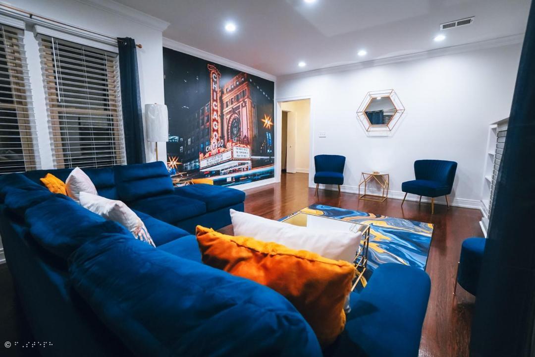 The Blue Golden Luxury Modern 3- Bedroom Apartment In Chicago Extérieur photo